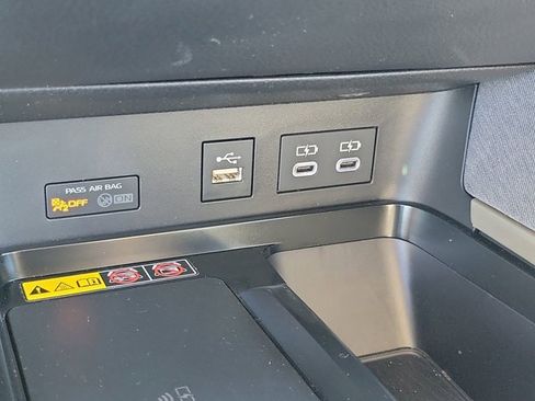 Used 2026 Toyota Camry LE image 27