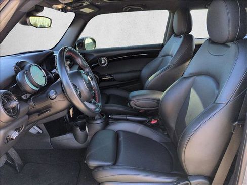 Used 2020 MINI Cooper S image 16