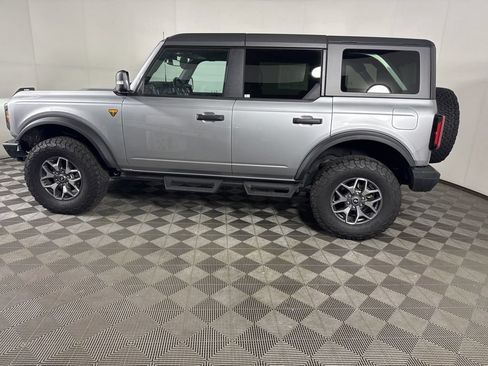 Used 2024 Ford Bronco Badlands AWD/4WD image 6