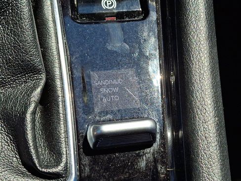 Used 2024 Jeep Compass Latitude AWD/4WD image 25