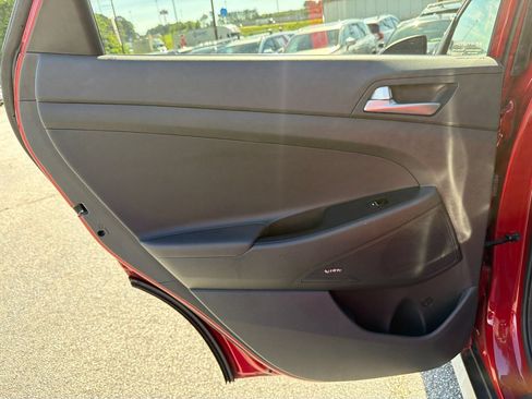 Used 2021 Hyundai Tucson Limited FWD image 22