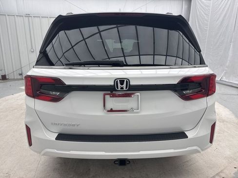 New 2026 Honda Odyssey EX-L image 7