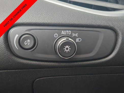 Used 2024 Chevrolet Malibu LT FWD image 35