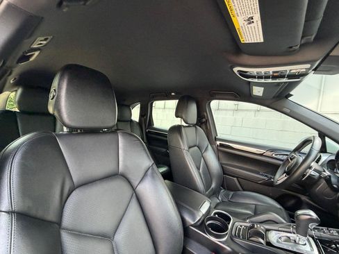 Used 2015 Porsche Cayenne Diesel AWD/4WD image 24