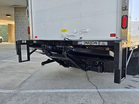 Used 2021 Ford E-450 and Econoline 450 Super Duty w/ Power Windows & Locks Group image 16