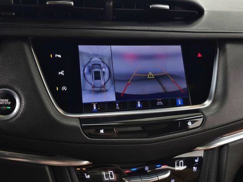 Certified 2023 Cadillac XT5 Premium Luxury w/ Technology Package AWD/4WD image 33