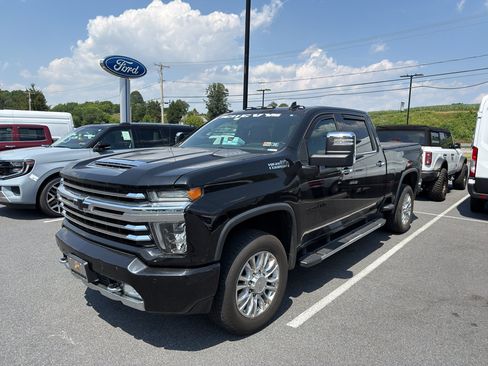 Used 2020 Chevrolet Silverado 3500 High Country w/ LPO, Dark Essentials Package AWD/4WD image 2