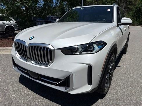 Certified 2024 BMW X5 sDrive40i w/ Premium Package RWD image 1