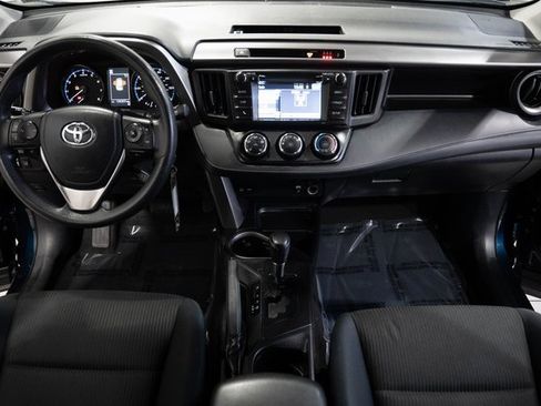 Used 2017 Toyota RAV4 LE image 14