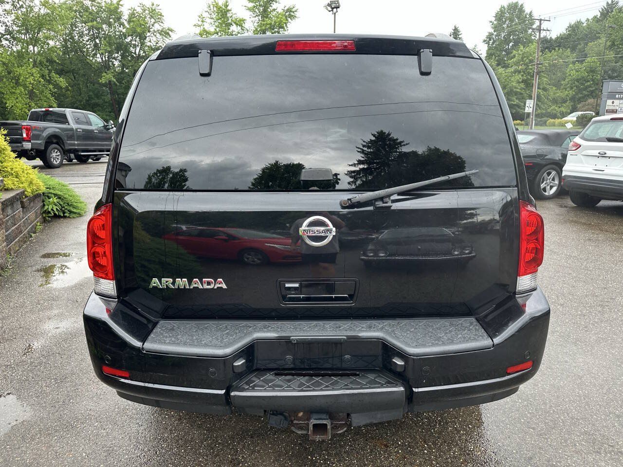 Used 2012 Nissan Armada SV AWD/4WD image 5