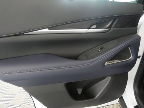 New 2026 INFINITI QX60 Sport image 16