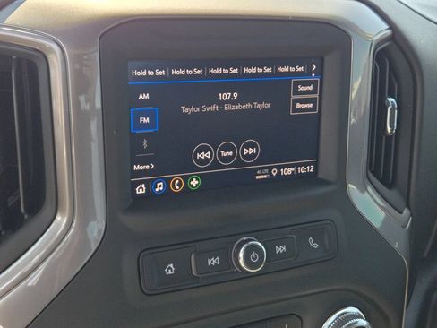 Used 2025 GMC Sierra 2500 Pro RWD image 22