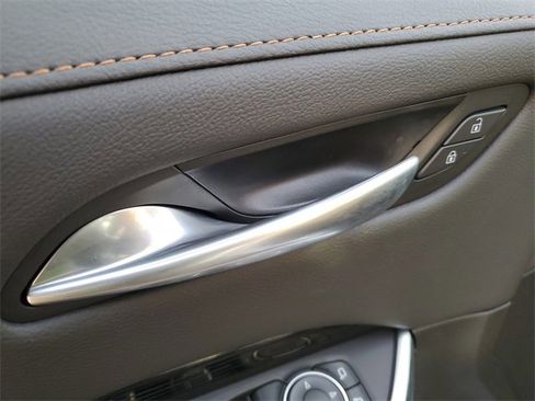 Certified 2024 Cadillac XT4 Luxury image 21