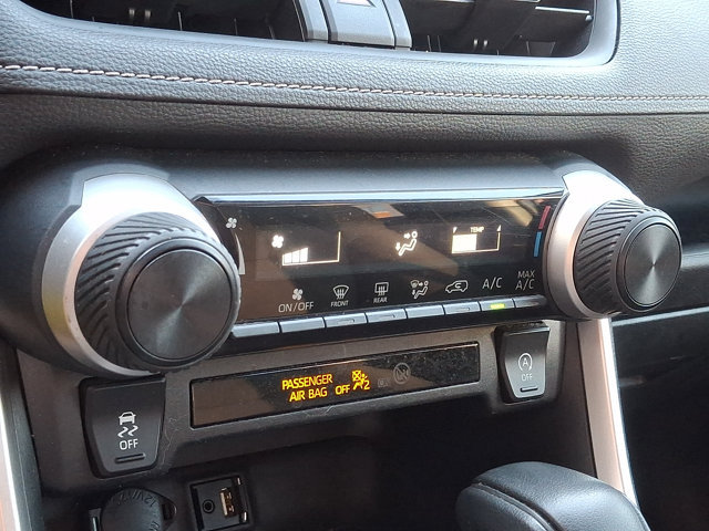 Used 2019 Toyota RAV4 LE w/ All Weather Liner Package AWD/4WD image 15