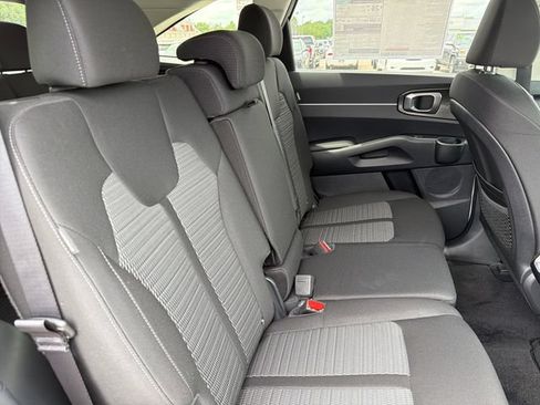 New 2026 Kia Sorento LX FWD image 22