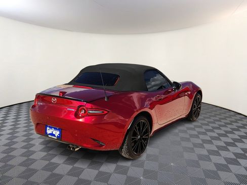 Used 2024 MAZDA MX-5 Miata Club image 4