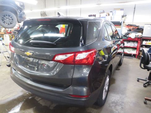 Used 2019 Chevrolet Equinox LS image 5