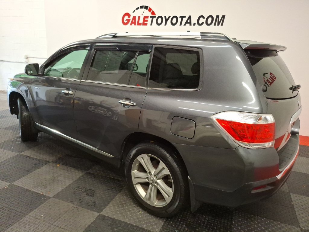 Used 2012 Toyota Highlander Limited w/ Tow Pkg AWD/4WD image 10