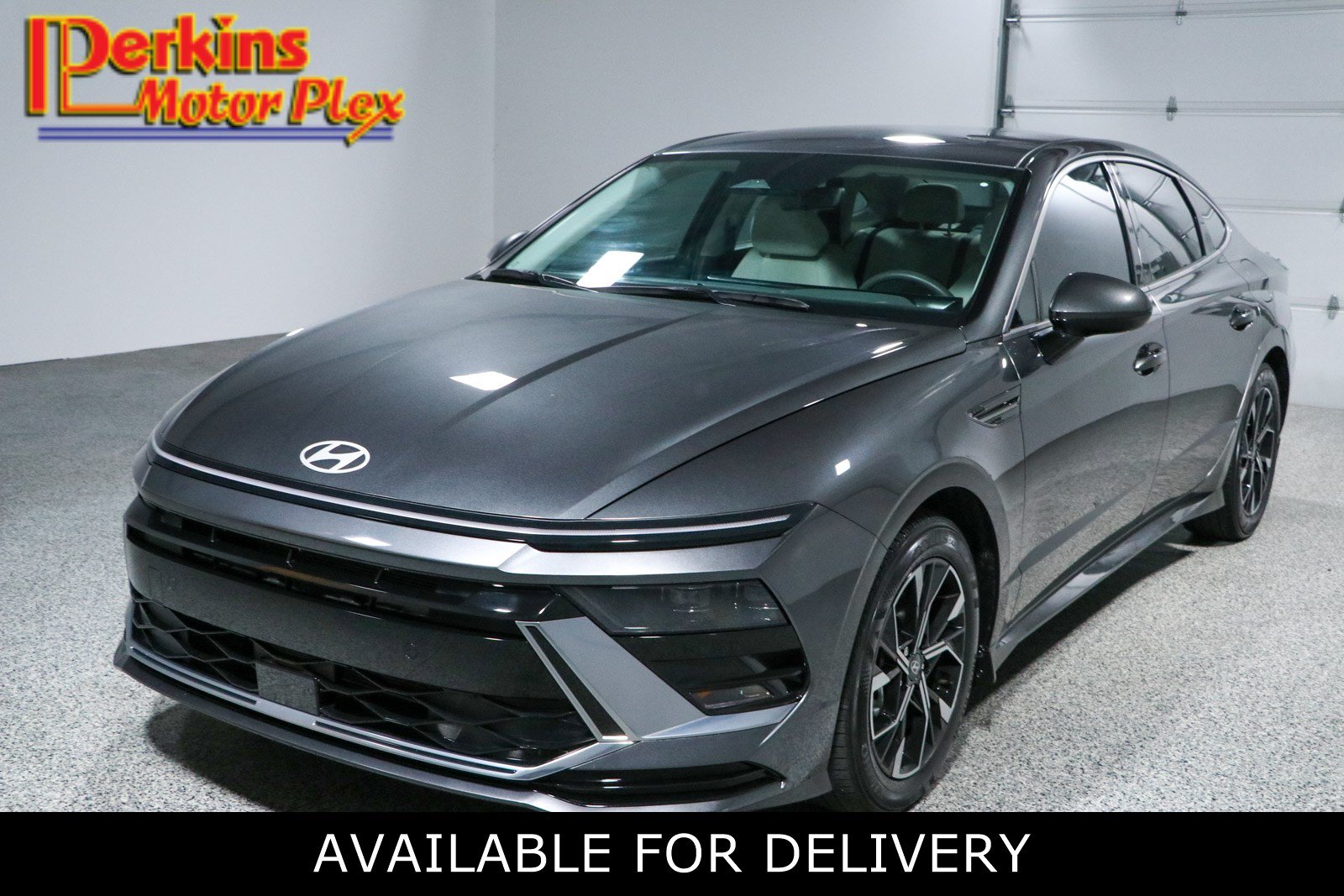 Used 2025 Hyundai Sonata SEL FWD image 1