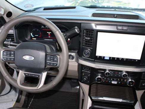 Used 2025 Ford F450 Platinum w/ Platinum Plus Package AWD/4WD image 32