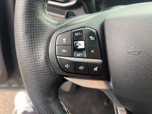 Used 2020 Ford Explorer ST w/ Premium Technology Package image 21