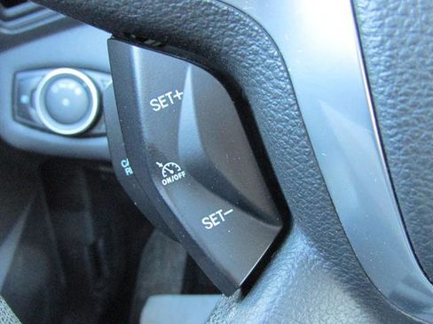 Used 2015 Ford Escape SE image 15