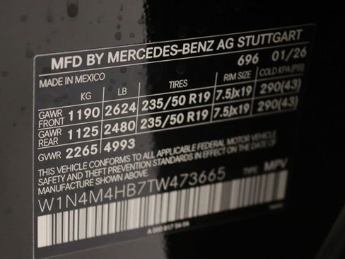 New 2026 Mercedes-Benz GLB 250 4MATIC image 11
