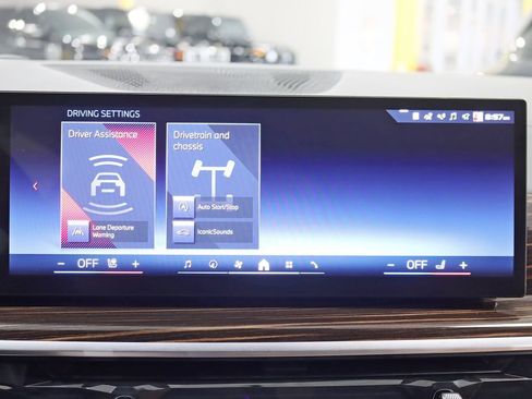 Used 2026 BMW X5 M60i AWD/4WD image 24