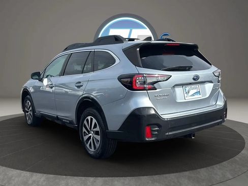 Used 2021 Subaru Outback Premium AWD/4WD image 12
