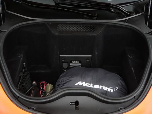 Used 2019 McLaren 570S Coupe RWD image 21