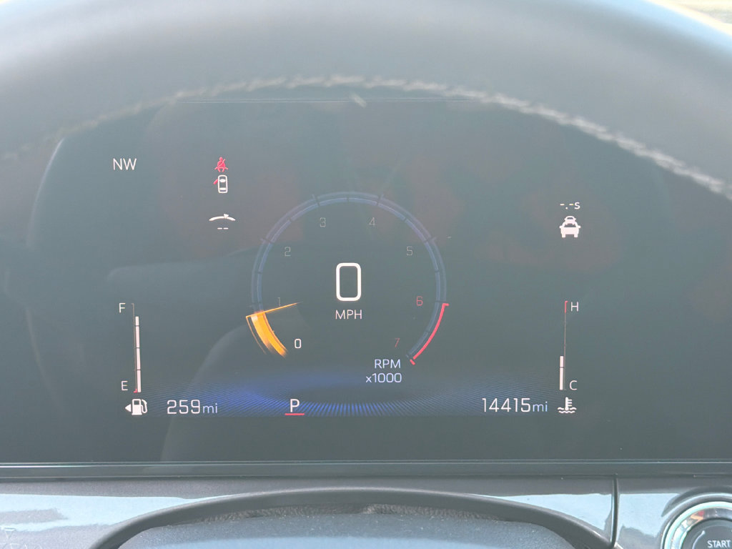 Used 2025 Chevrolet Trax ACTIV w/ Sunroof Package FWD image 26