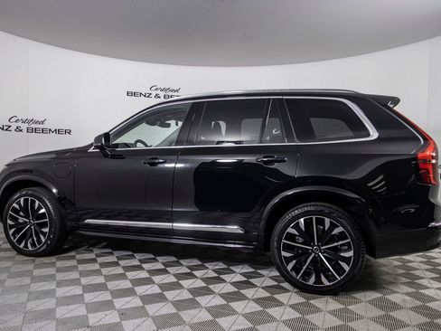 Used 2025 Volvo XC90 T8 Plus w/ Protection Package Premier AWD/4WD image 13
