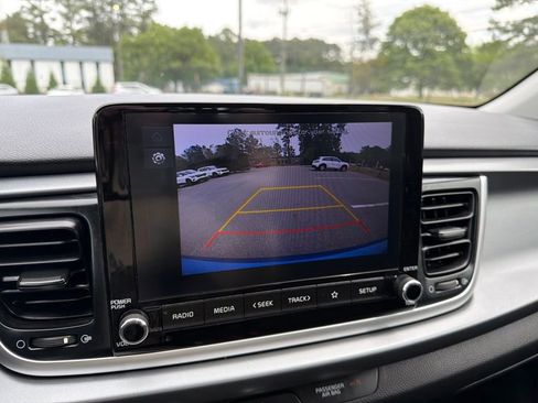 Used 2022 Kia Rio S FWD image 12