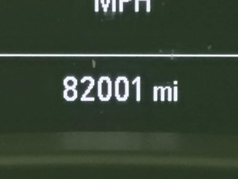 Used 2018 Chevrolet Equinox LT FWD image 30