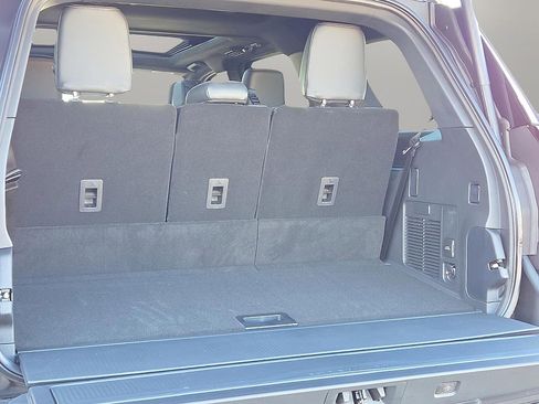New 2026 Ford Expedition Platinum w/ Stealth Appearance Package AWD/4WD image 9
