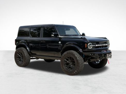 Used 2025 Ford Bronco Outer Banks AWD/4WD image 7