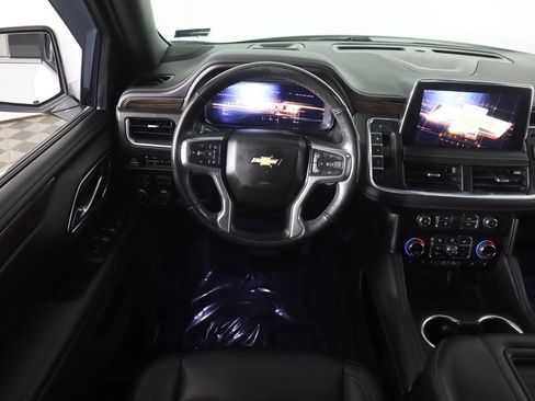 Used 2022 Chevrolet Tahoe LT w/ Luxury Package image 37