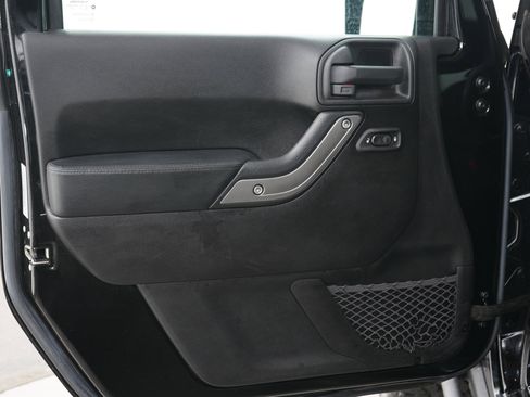 Used 2016 Jeep Wrangler Unlimited Sport AWD/4WD image 20
