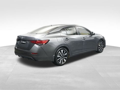 Used 2024 Nissan Sentra SV w/ SV Premium Package FWD image 5