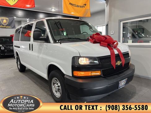 Used 2023 Chevrolet Express 3500 LS image 34
