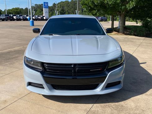 Used 2022 Dodge Charger SXT w/ Blacktop Package RWD image 2