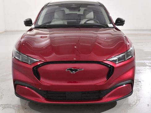 Used 2025 Ford Mustang Mach-E Premium image 3