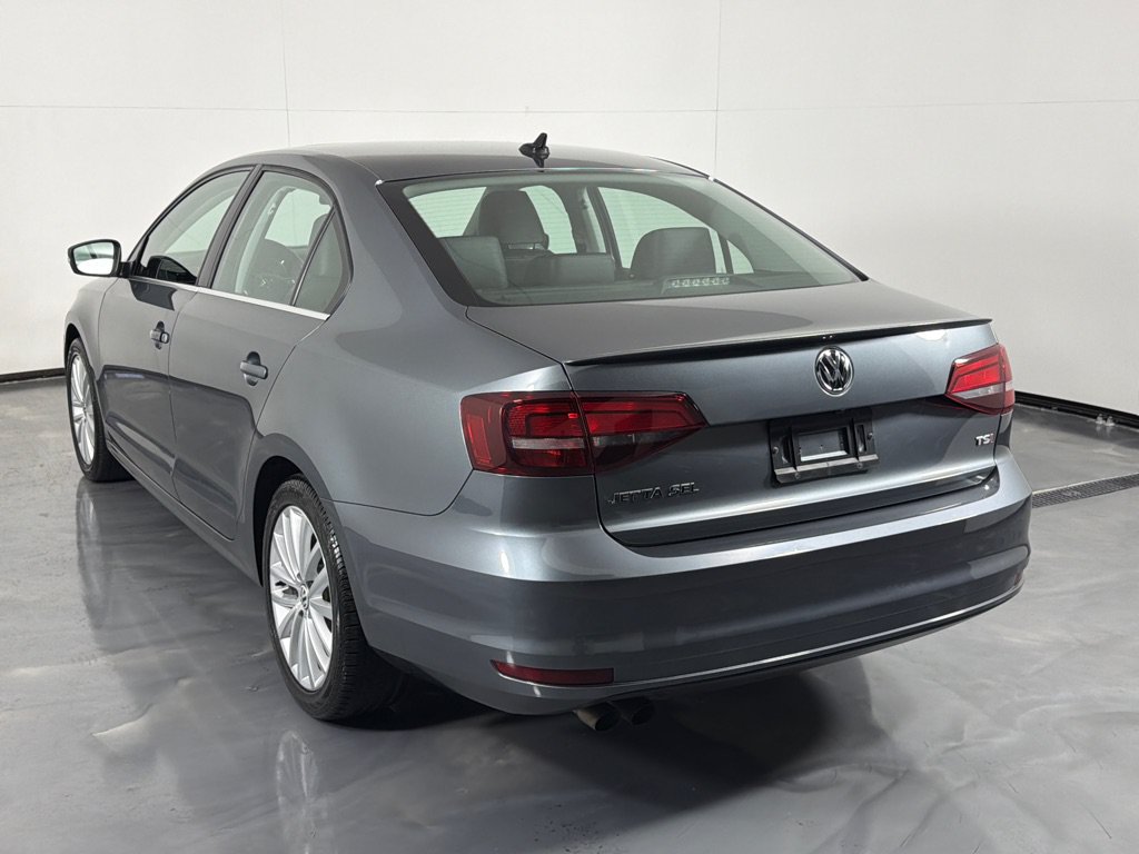 Used 2016 Volkswagen Jetta SEL w/ Lighting Package FWD image 7