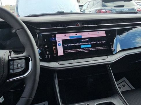 Used 2025 Jeep Wagoneer S Limited image 5