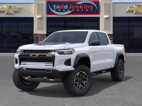 New 2026 Chevrolet Colorado ZR2 w/ Technology Package AWD/4WD image 30