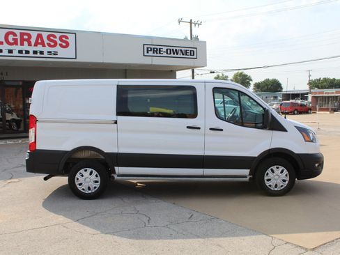Used 2025 Ford Transit 250 Low Roof w/ Exterior Upgrade Package RWD image 3