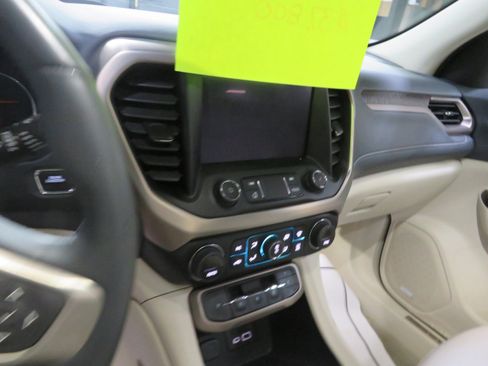 Used 2023 GMC Acadia Denali w/ Denali Ultimate Package AWD/4WD image 18
