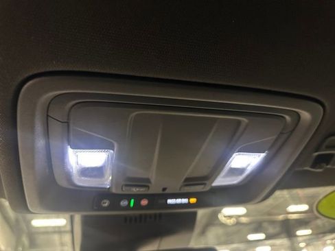 Used 2023 GMC Sierra 1500 SLT w/ SLT Convenience Package image 16