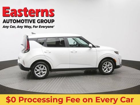 Used 2024 Kia Soul LX w/ Option Group 015 FWD image 41