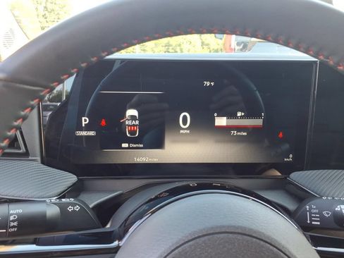 Used 2025 Nissan Kicks SR AWD/4WD image 7